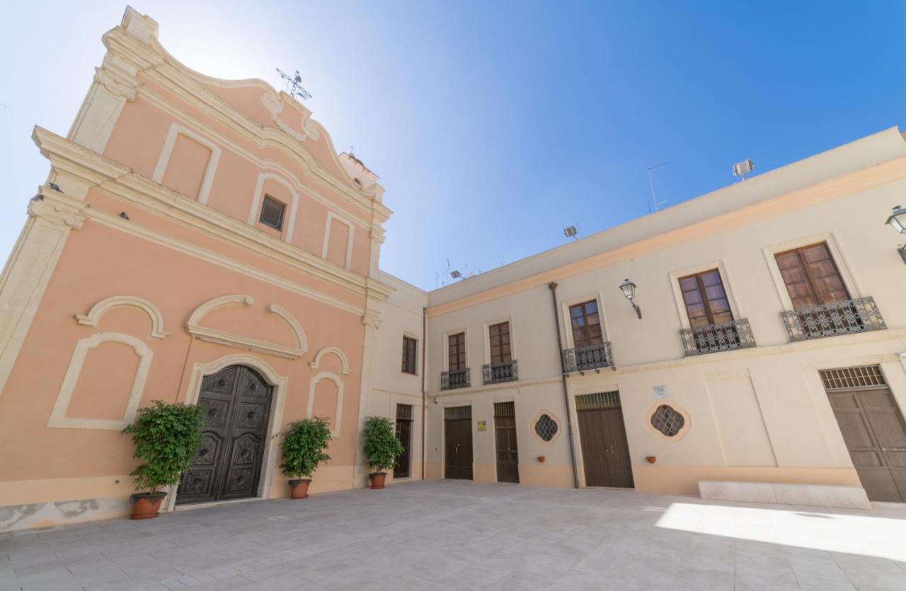 Le Scale Sul Porto . Marina Centro Storico. Ac Apartment Cagliari Bagian luar foto