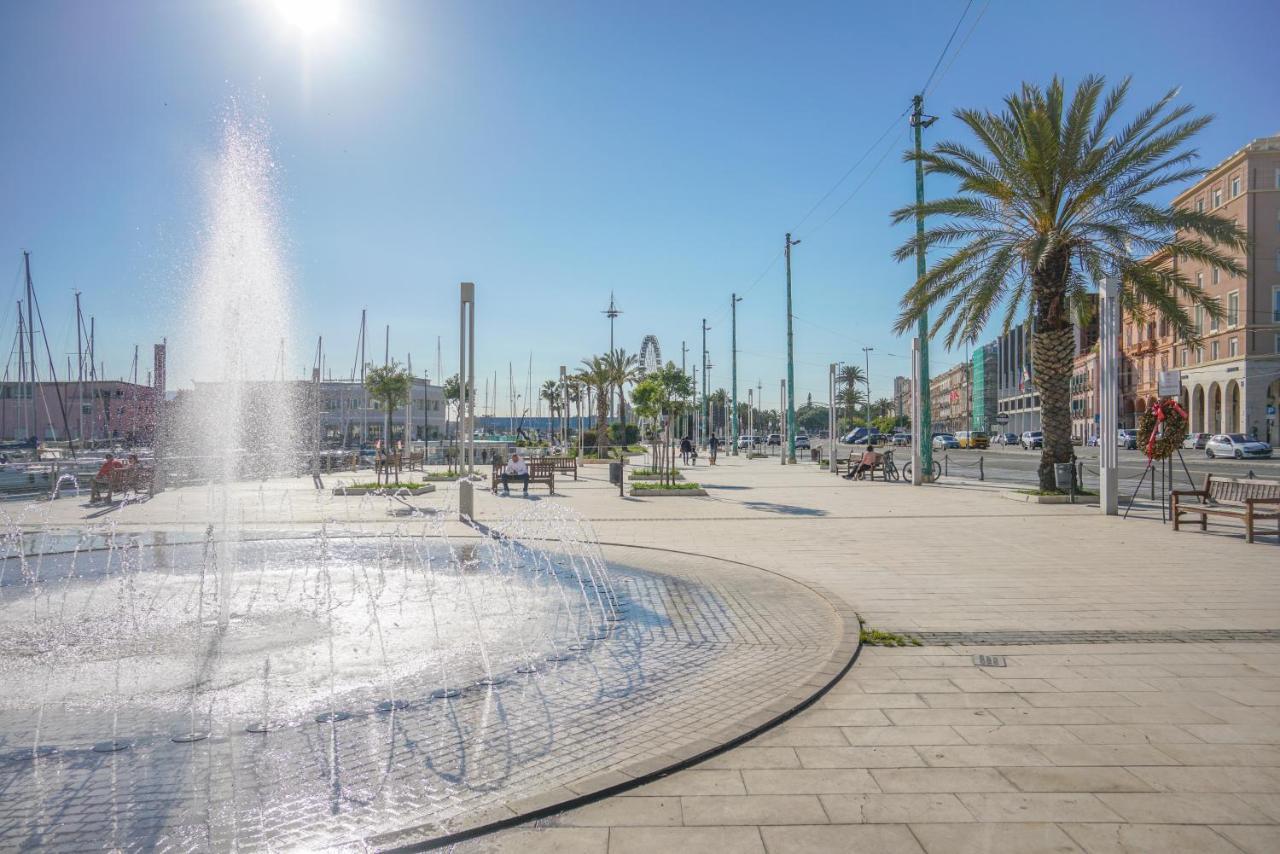 Le Scale Sul Porto . Marina Centro Storico. Ac Apartment Cagliari Bagian luar foto