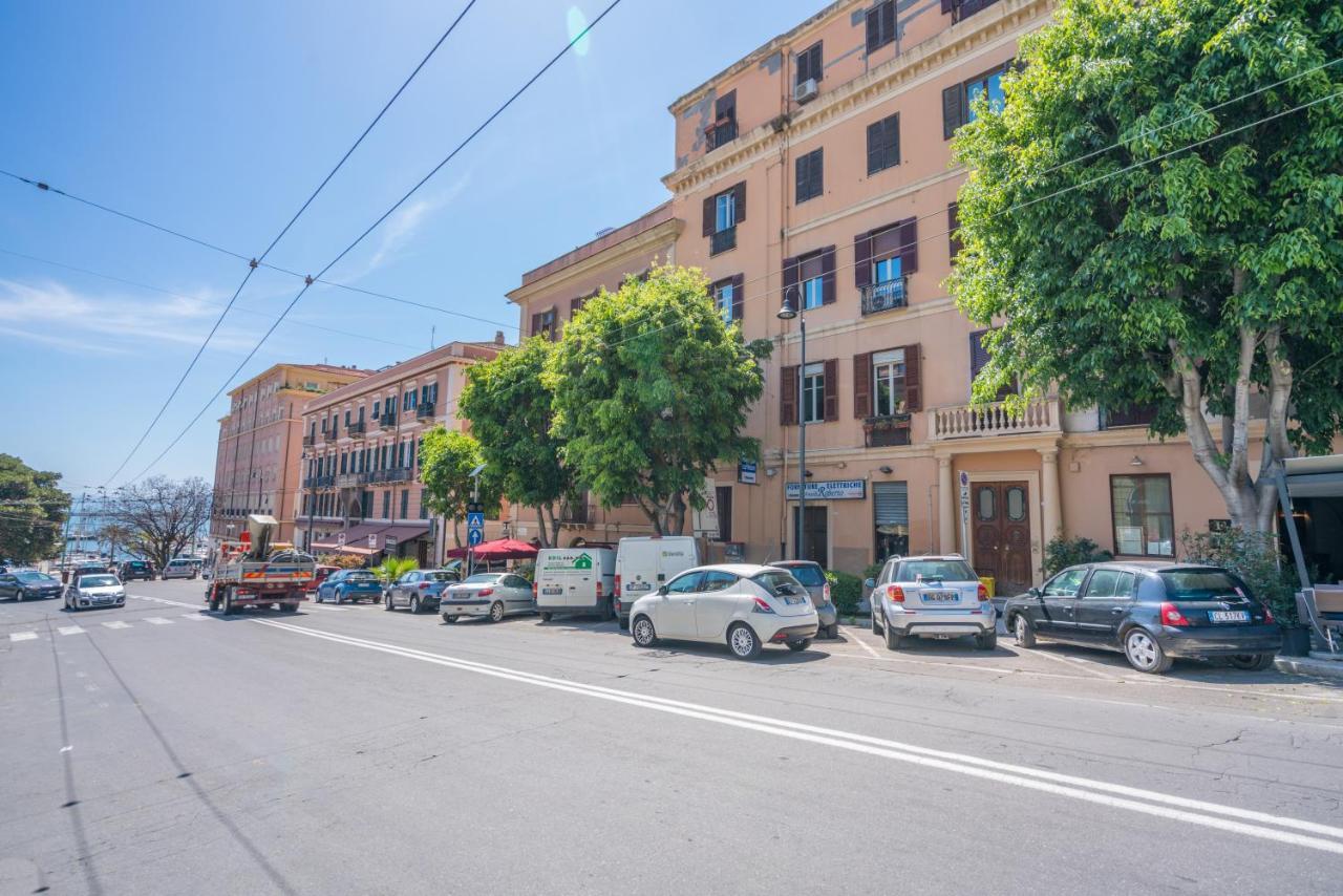 Le Scale Sul Porto . Marina Centro Storico. Ac Apartment Cagliari Bagian luar foto